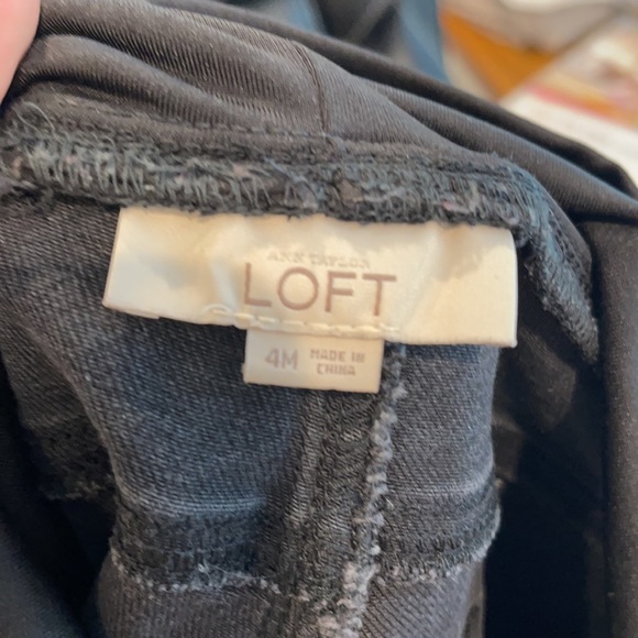Loft maternity black jeans size 4 - Picture 4 of 4